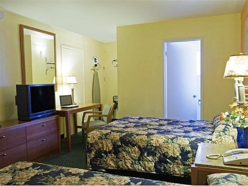 Americas Best Value Inn - Livermore Exterior photo