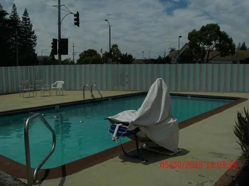 Americas Best Value Inn - Livermore Exterior photo